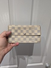 Genuine Louis Vuitton Womens