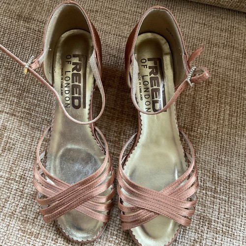 Freed dark tan ladies size - dark,
