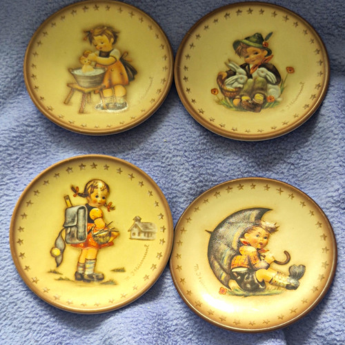 Goebel hummel mini - 4,