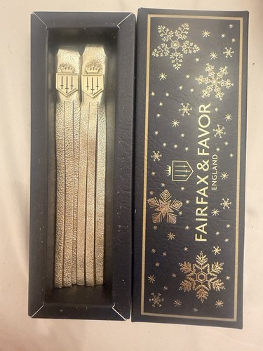 Fairfax favor silver tassels - favor,