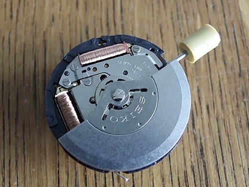 Seiko 5m43a kinetic watch - kinetic,