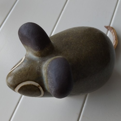 Strawberry hill studio pottery - strawberry,