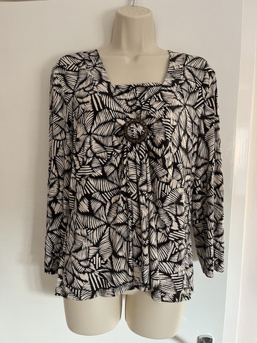 Country casuals abstract top - country,