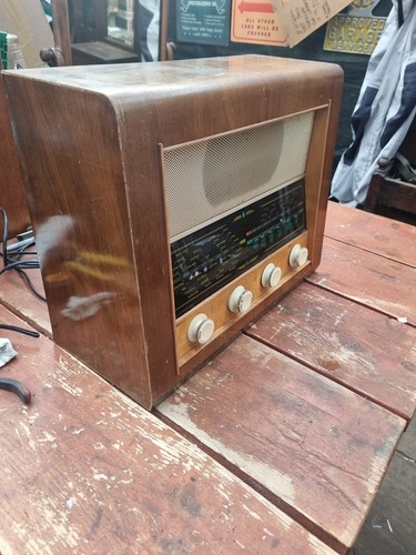 Vintage bush radio - 34,
