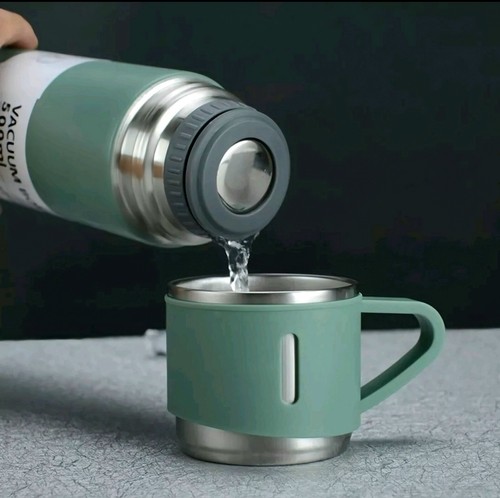 Vacuum insulated flask - 💚,