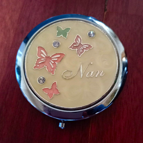 Hinged metal cosmetic compact - cosmetic,