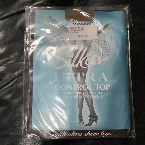 New pair silkies size - 🦵👠new,
