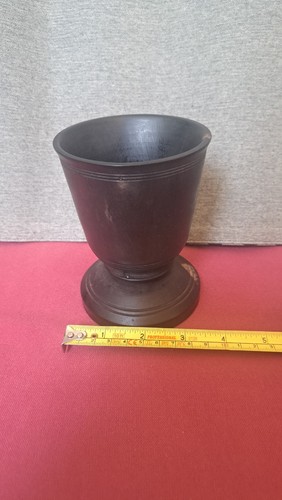 Beautiful heavy dark wooden - beautiful,