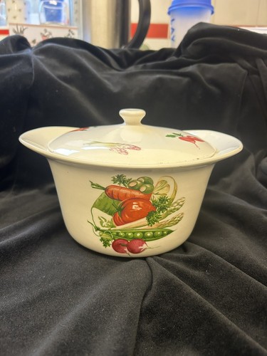 Vintage lidded casserole - lidded,