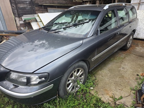 2004 volvo v70 se - volvo, petrol