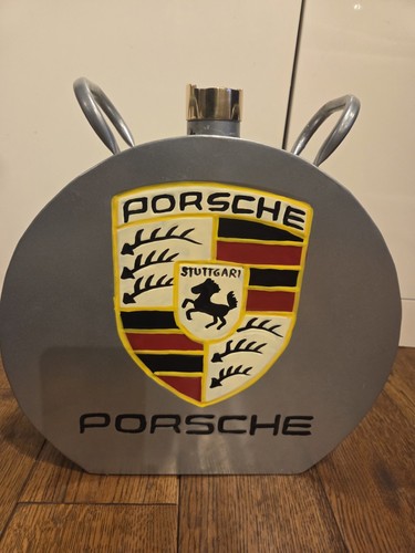 Porsch round petrol - round, can