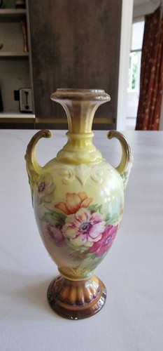 Miniature victorian vase 14cm - miniature,