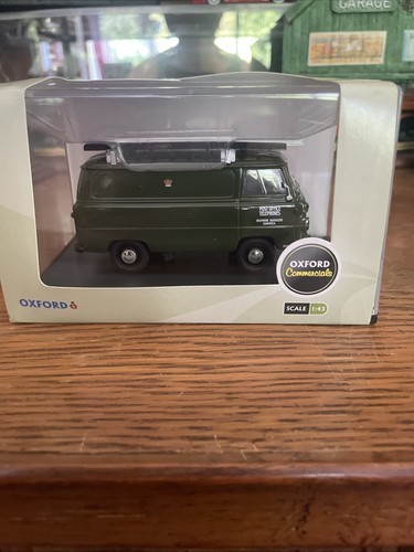 Oxford diecast post office - post,