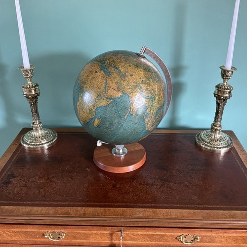 Lovely vintage scan globe - lovely, of