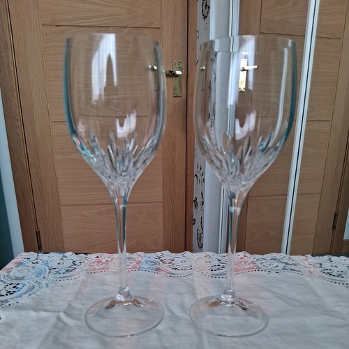Pair large wedgwood vera - large,