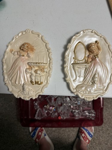 Vintage chalkware wall plaques - vintage,