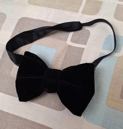Mens black velvet bow - bow, tie