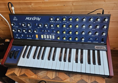 Behringer mono poly - poly, analogue