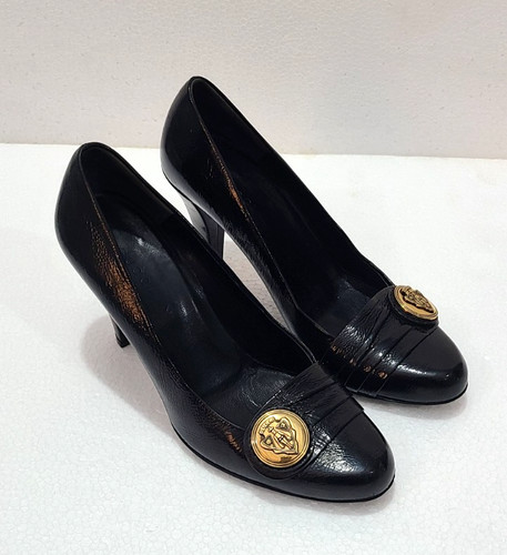 Gucci black patent - black,