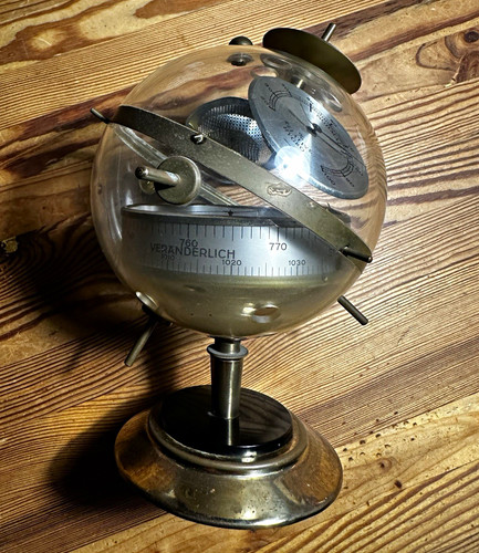 Vintage sputnik weather - sputnik,