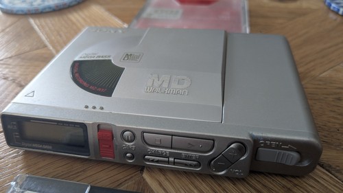 Sony r37 portable - mz-r37,