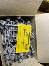 300 x NAILS TO FIT HILTI DX450