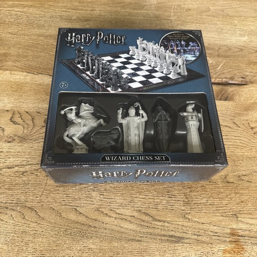 Harry potter wizard - chess, set