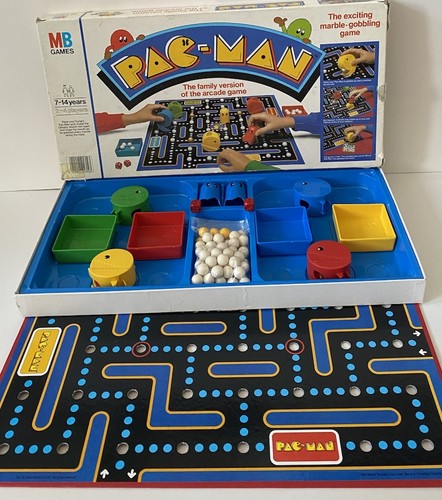 Vintage 1982 pac man family - vintage, pac-man