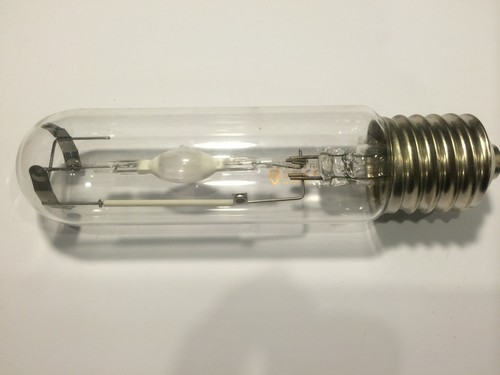 Premium long life metal halide - metal,