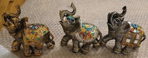 Beautiful elephant ornaments - 3,