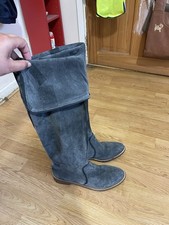 Pied A Terre 100% Suede