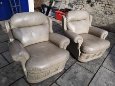 Pair Of Vintage ART FORMA Pale