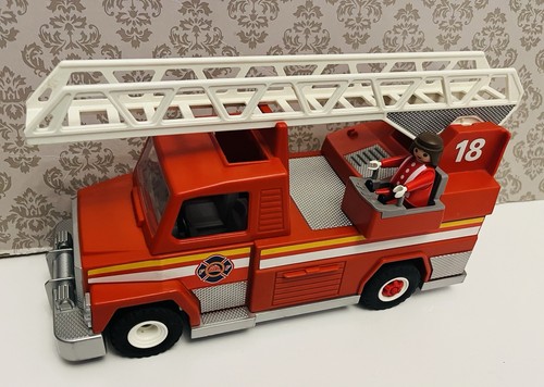 Playmobil fire engine - fire,
