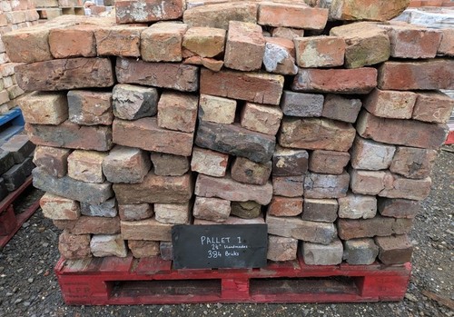 Clearance bricks pallet - clearance, bricks-