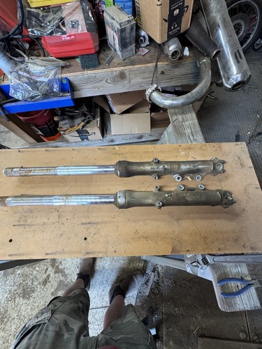 1974 suzuki 750 oem - suzuki, front