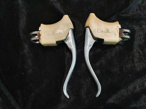 Vintage brake levers - , white
