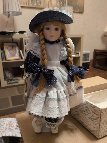 Alberon porcelain doll annie - porcelain,
