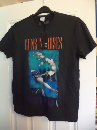 New amplified guns roses - n',