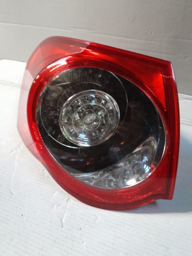 Volkswagen passat tail light - volkswagen,