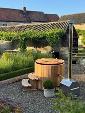 WOOD HOT TUB TRADITIONAL