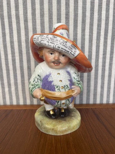 Royal crown derby - crown, porcelain