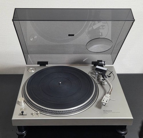 Technics 1200 turntable - dd,