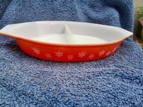 Pyrex snowflake vintage - vintage, orange