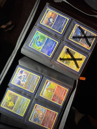 Pokemon pikachu tcg - pikachu, burger