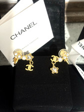 Chanel CC Logo 24K Gold Tone/zirconia stud &Crawler Clip-On Earrings with box