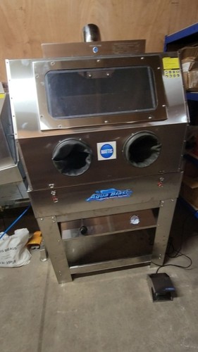 Wet blasting vapour blast - blasting,