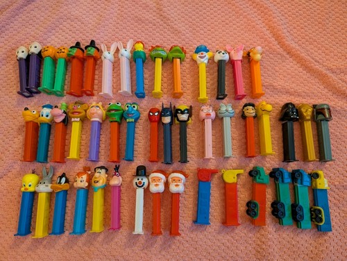 Large lot 1980s pez - lot, of