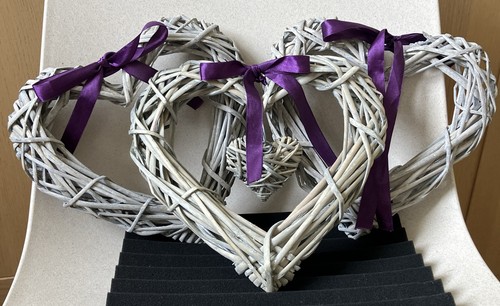 Heart shaped grey white - 3,