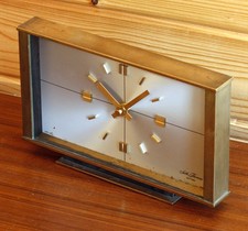 VINTAGE 24cm Seth Thomas Mantel Clock - Metal Retro 1970s Mid Century Desk Gift