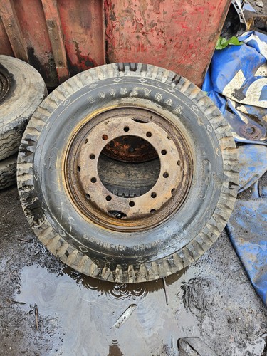Split rim tyre 10 r20 - rim, &